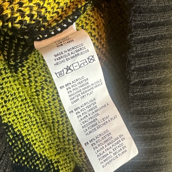 RD style mixed print yellow black sweater nwt size small - Picture 5 of 5